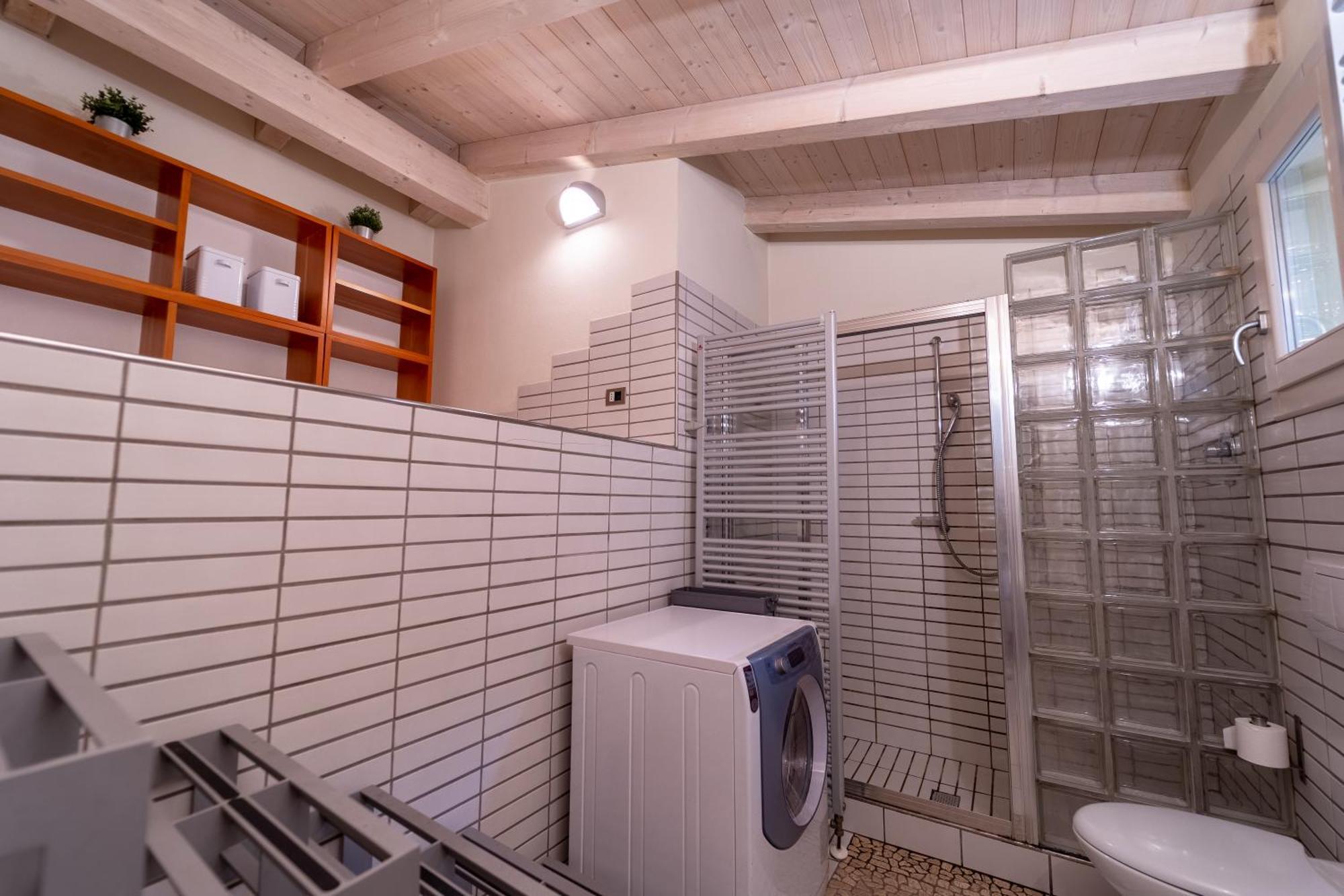 Realkasa Schiavonia Studio Bologna Bagian luar foto